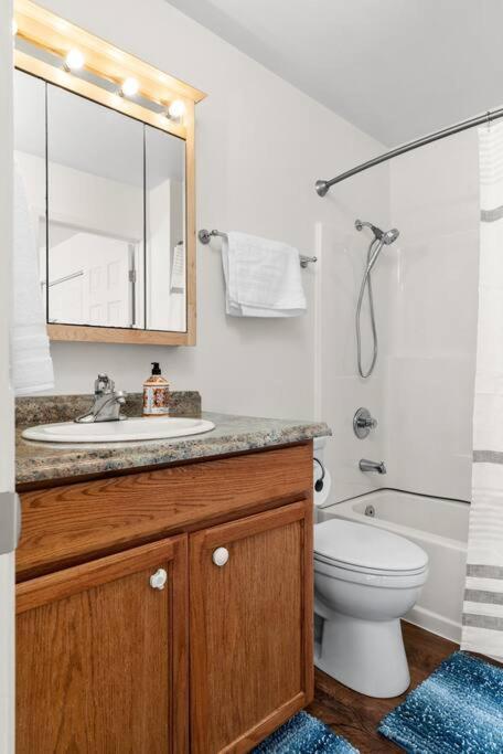 Moose Meadows- Near The Airport, Centrally Located Anchorage Exterior foto